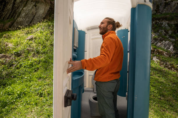 Portable Toilet Options We Offer in Willow Springs, MO